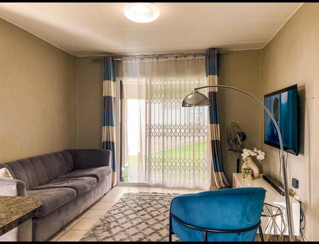 2 BEDROOM APARTMENT FOR SALE IN RUIMSIG